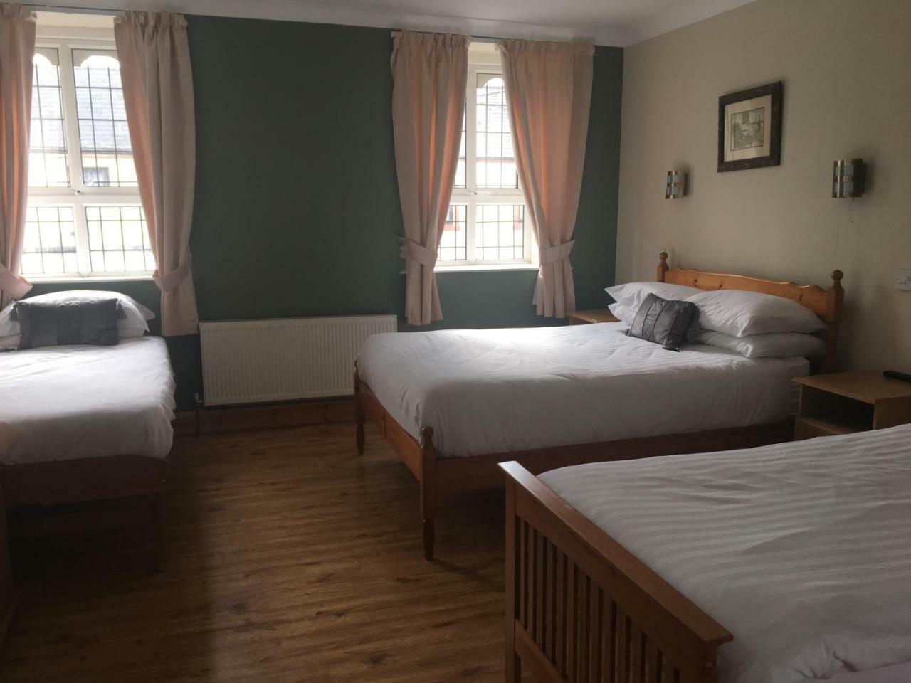 Riverside Guesthouse チャールスタウン エクステリア 写真